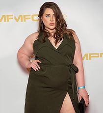 Estella Bathory, 33 года, Великобритания Estella Bathory, 33 года,